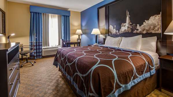  - SureStay Plus Hotel by Best Western Alvin