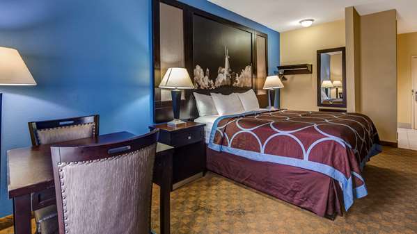  - SureStay Plus Hotel by Best Western Alvin