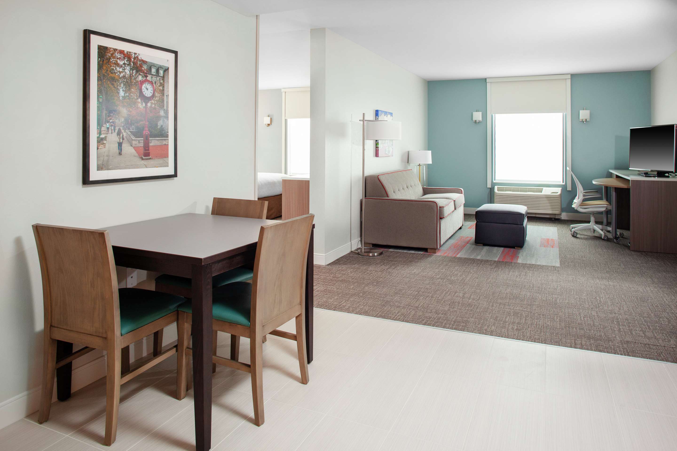 Guest room