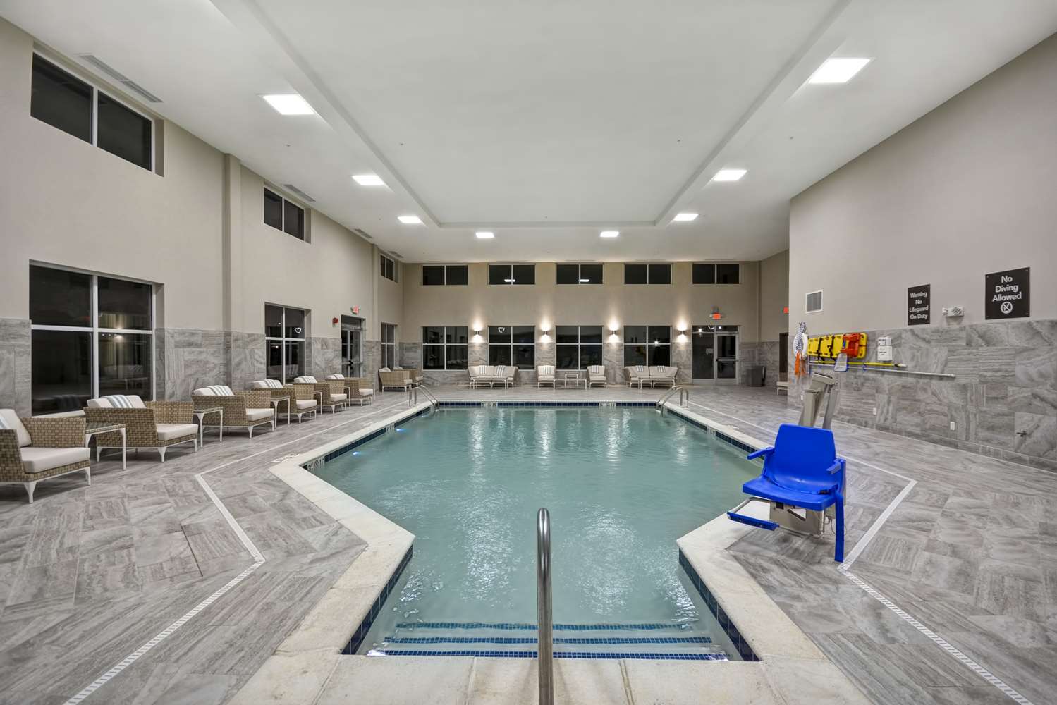 Homewood Suites by Hilton Warren, MI See Discounts