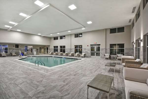 Pool - Homewood Suites by Hilton Warren