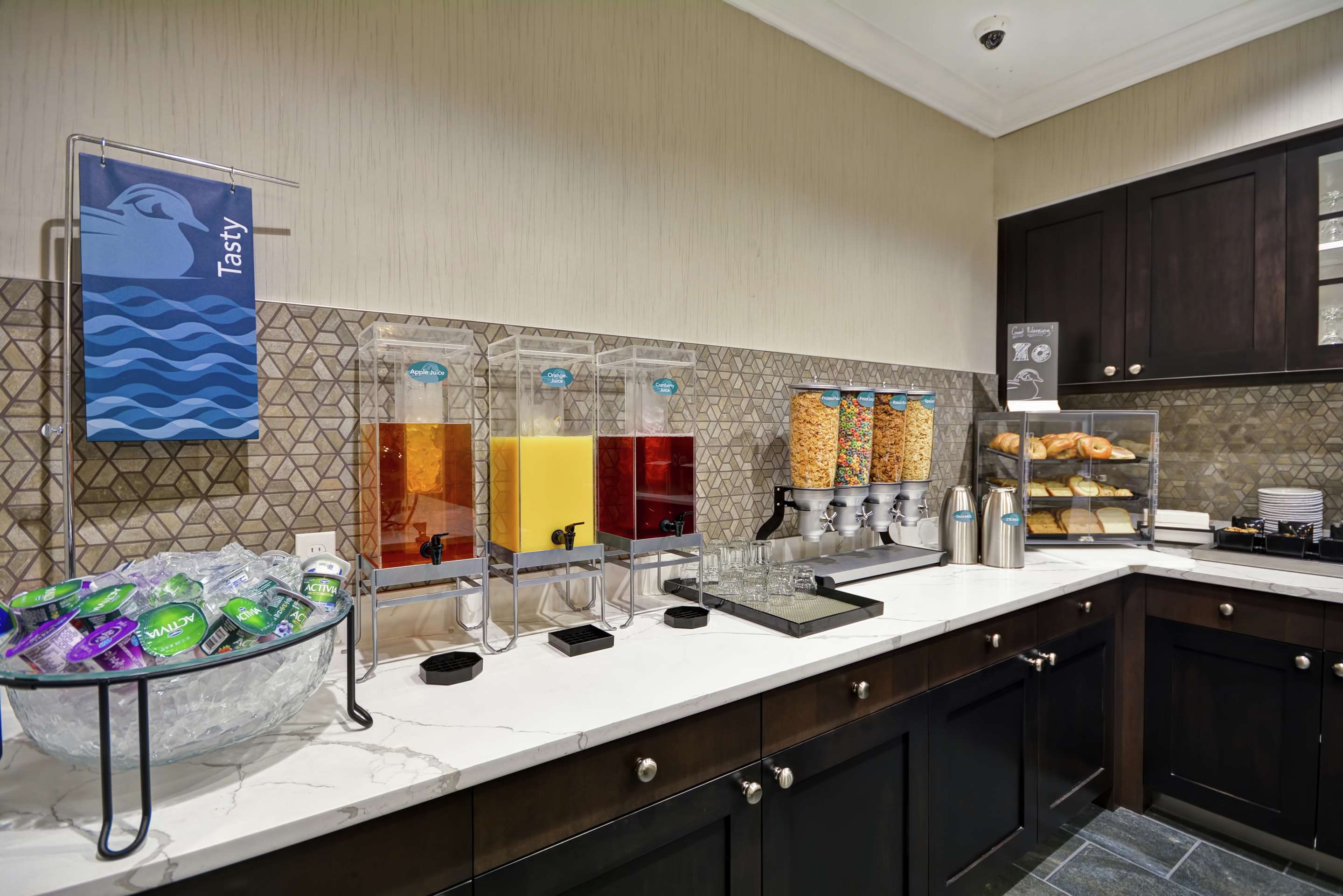 Restaurant | Homewood Suites by Hilton Detroit