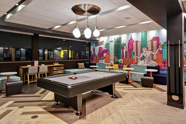  - Tru by Hilton Hotel Sterling Heights