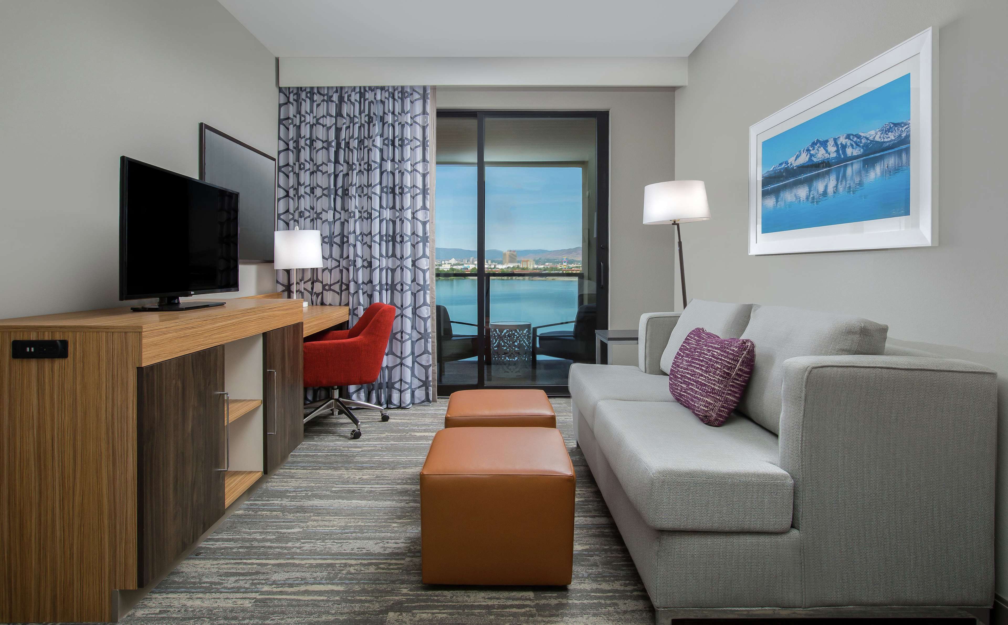 Hampton Inn & Suites by Hilton Reno/Sparks Room Type - 1 KING SUITE NS