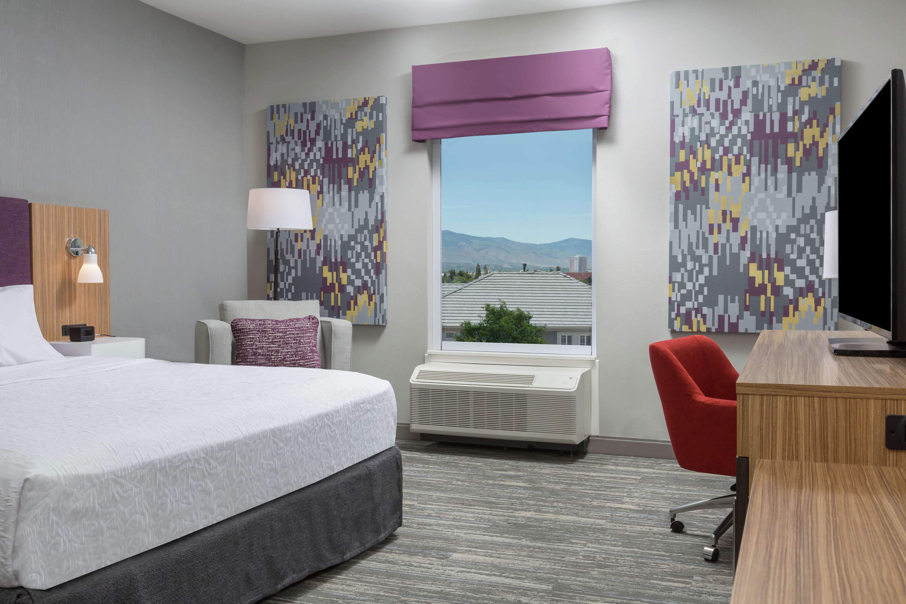 Hampton Inn & Suites by Hilton Reno/Sparks Room Type - 1 KING ACC ROOM RIS NS