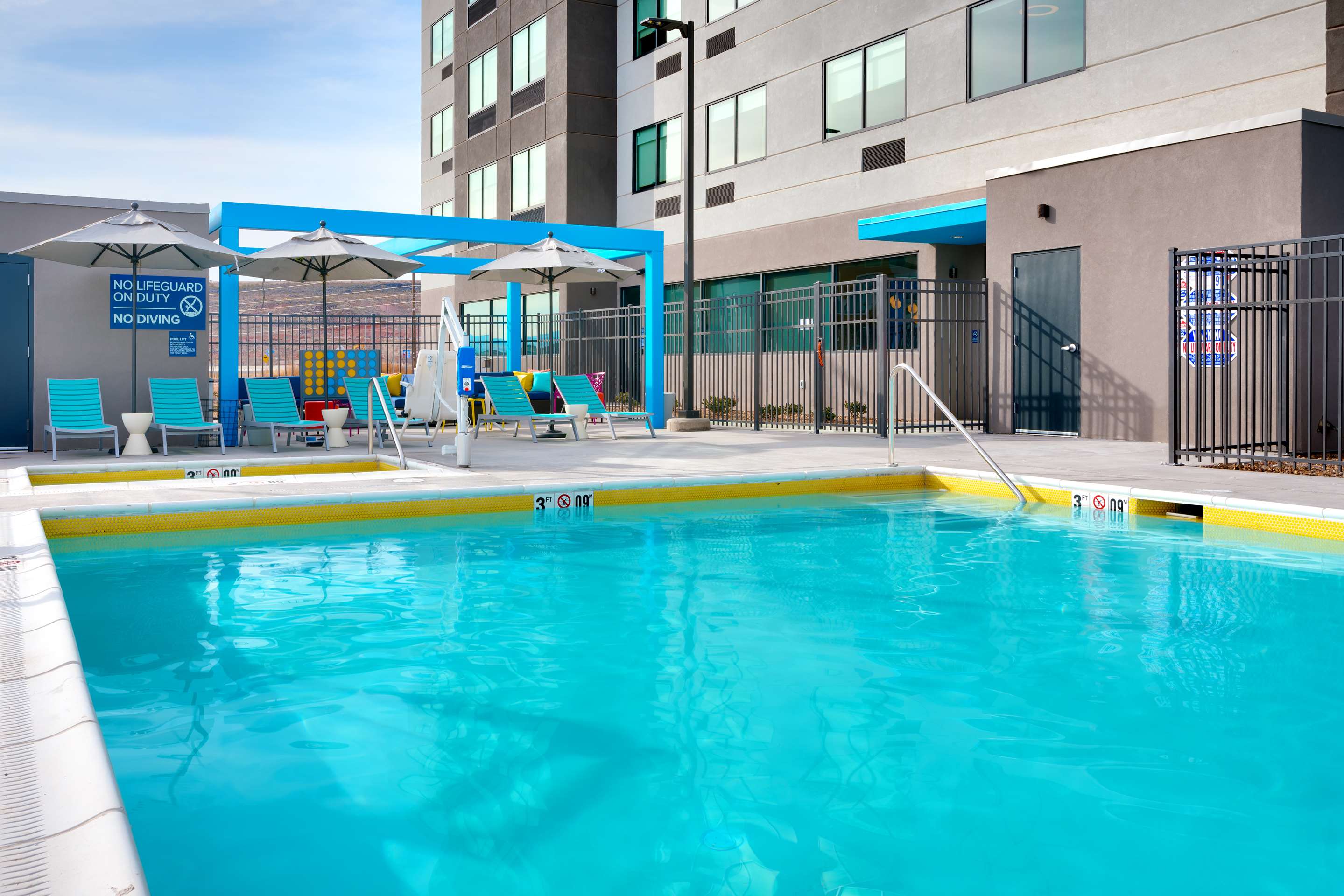 Pool | Tru By Hilton St George, UT