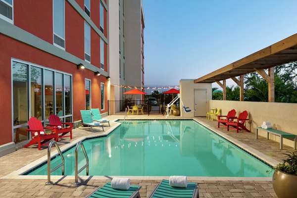 Pool - Home2 Suites by Hilton Brandon - I-75, Exit 257