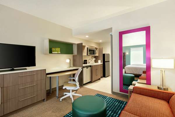  - Home2 Suites by Hilton Brandon - I-75, Exit 257