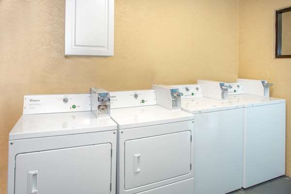 Amenities - Baymont Inn & Suites Punta Gorda