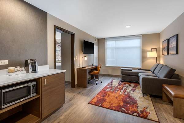 Suite - Cambria Hotel Downtown Omaha