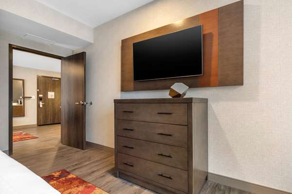 Suite - Cambria Hotel Downtown Omaha