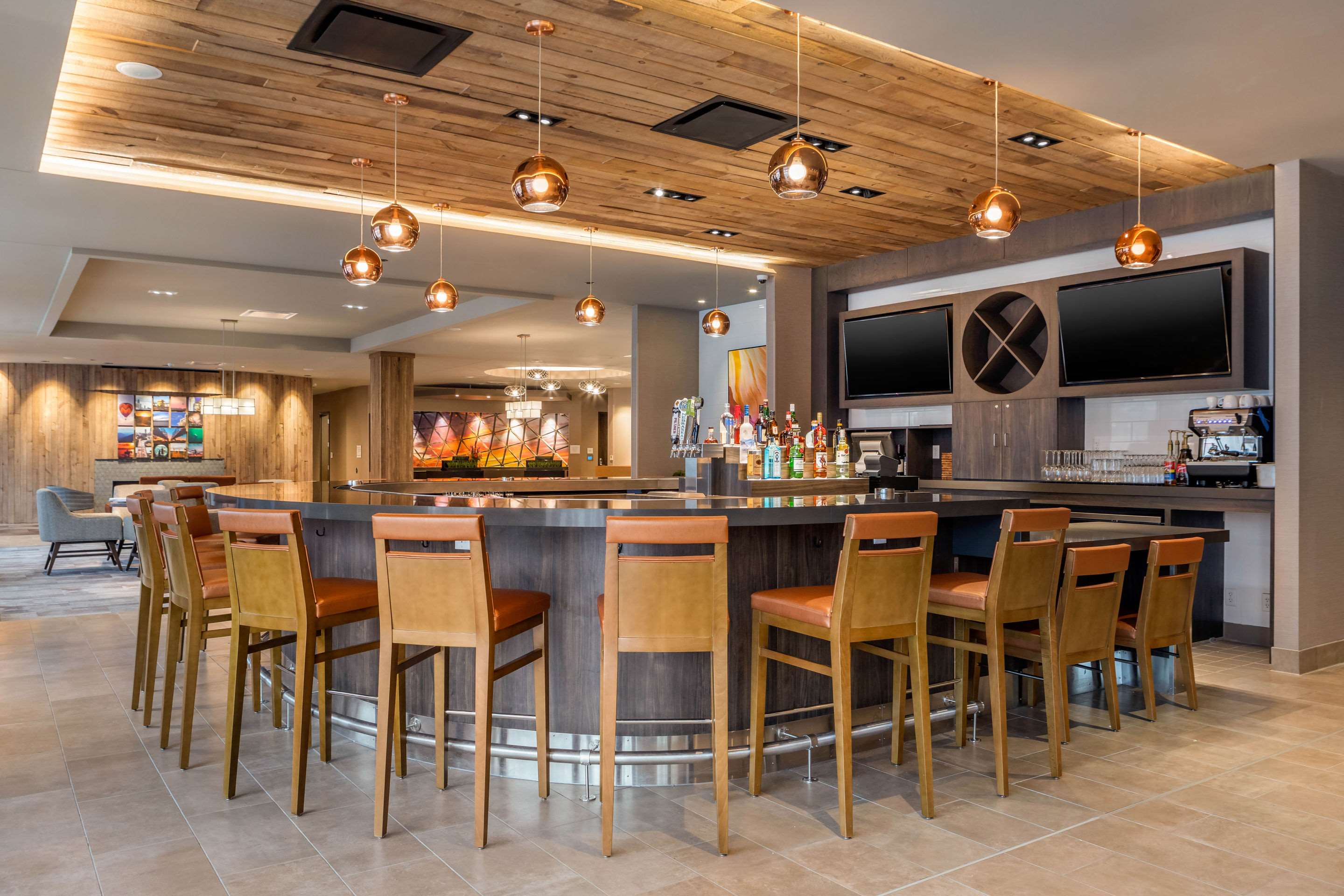 Hotel bar | Cambria Hotel Omaha Downtown