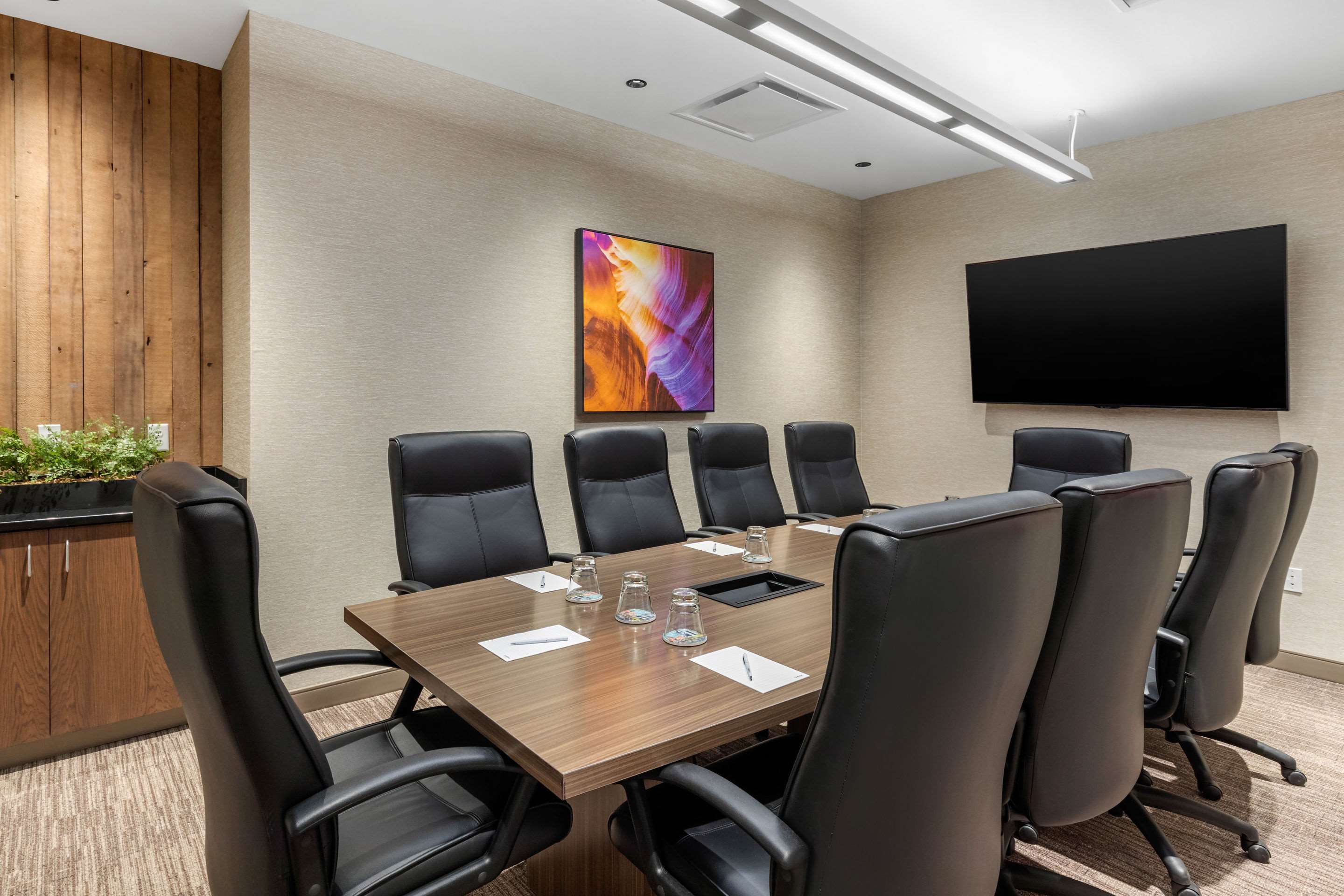 Boardroom | Cambria Hotel Omaha Downtown