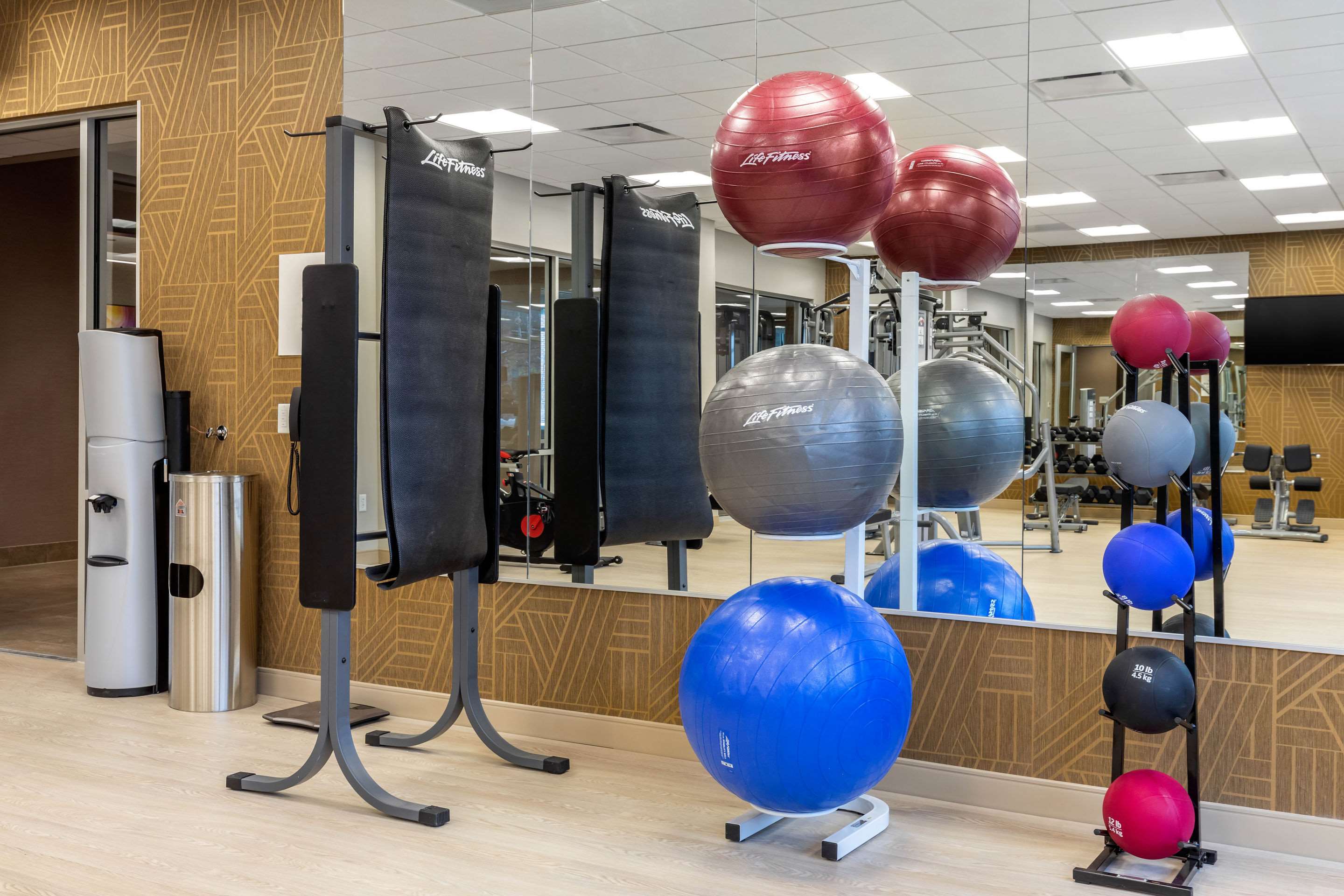 Exercise room | Cambria Hotel Omaha Downtown