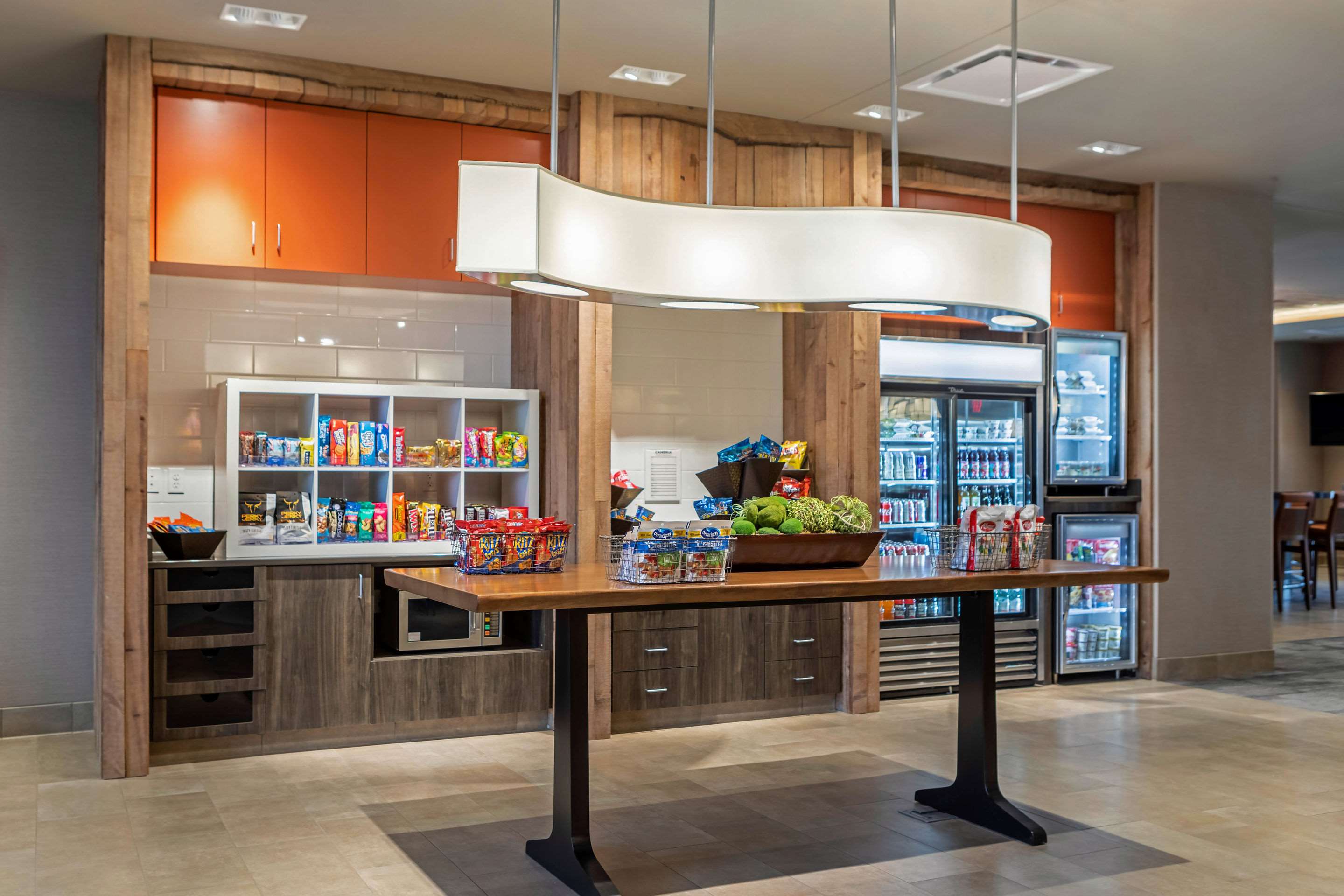 Hotel marketplace | Cambria Hotel Omaha Downtown