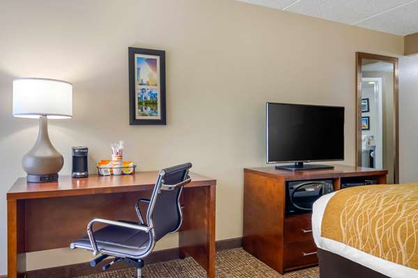  - Comfort Inn Atlanta Airport College Park - I-85, Exit 71