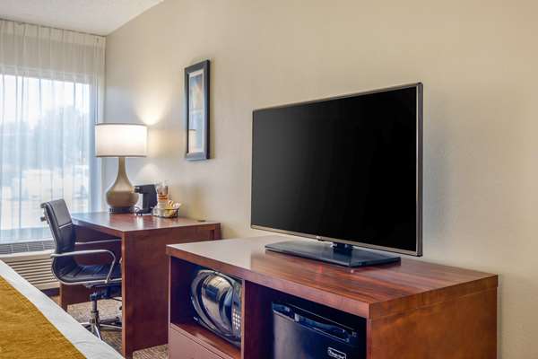 - Comfort Inn Atlanta Airport College Park - I-85, Exit 71