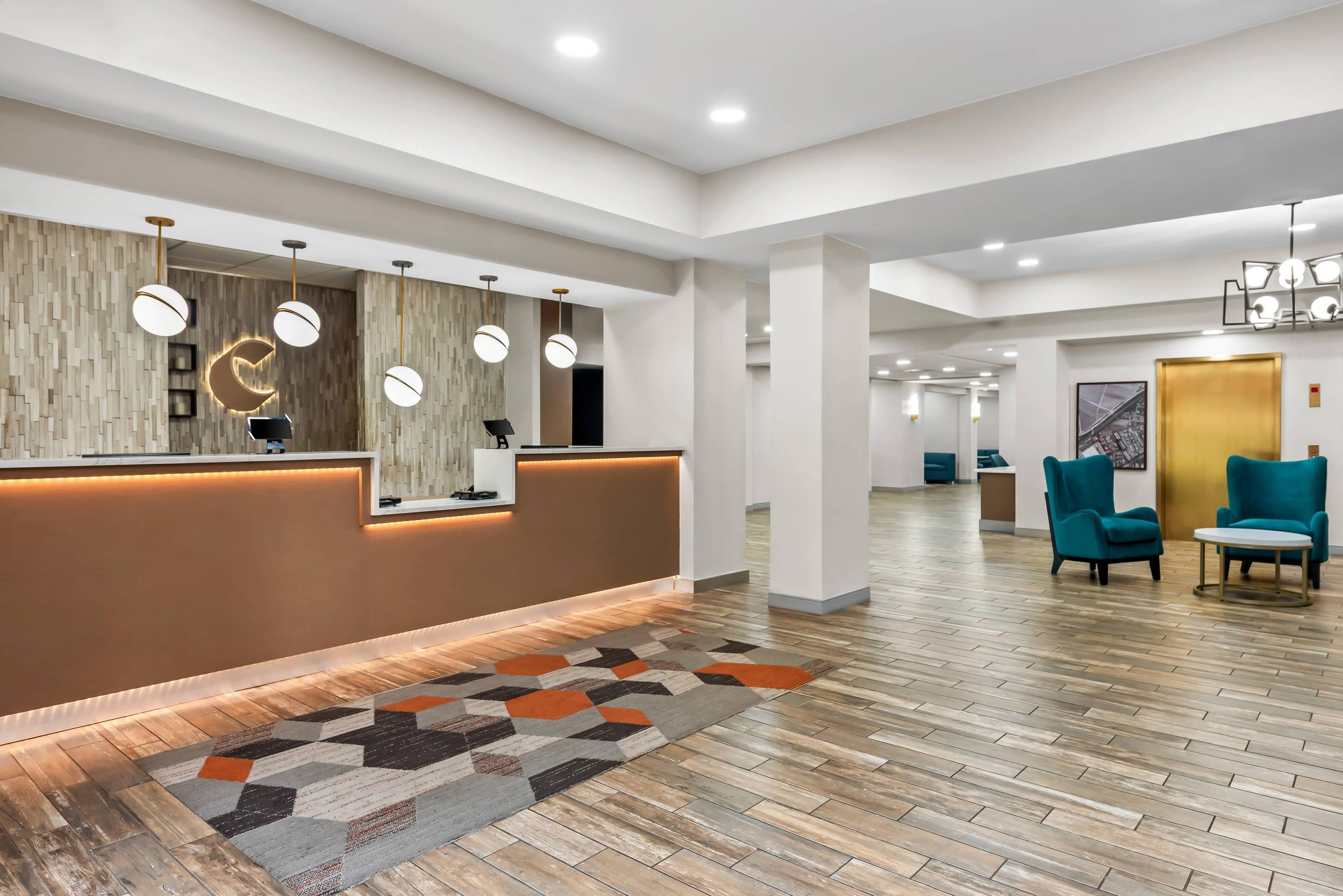 Hotel lobby | Comfort Inn Largo-Washington DC East