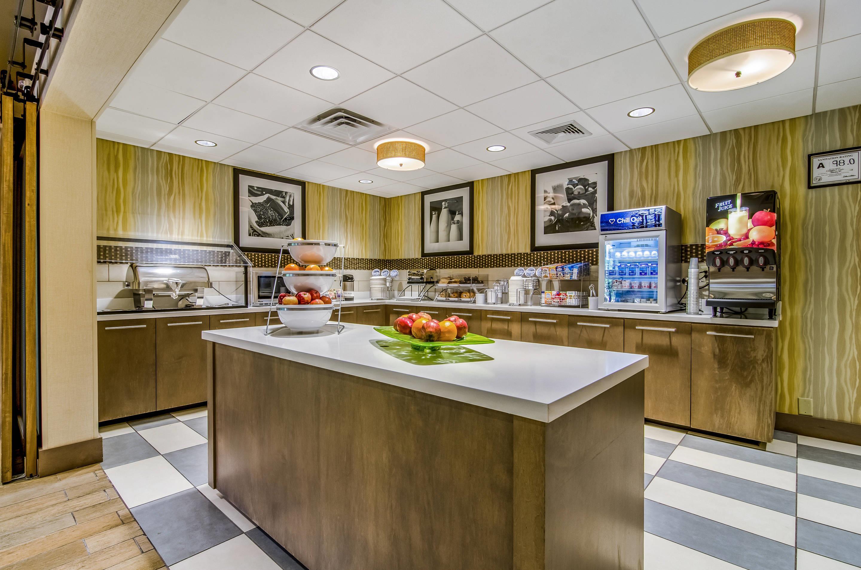 Breakfast area