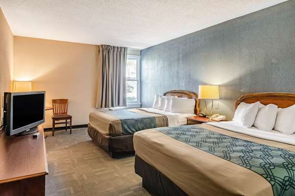  - Econo Lodge Inn & Suites Radford