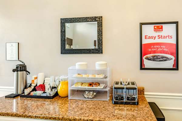 Amenities - Econo Lodge Inn & Suites Radford