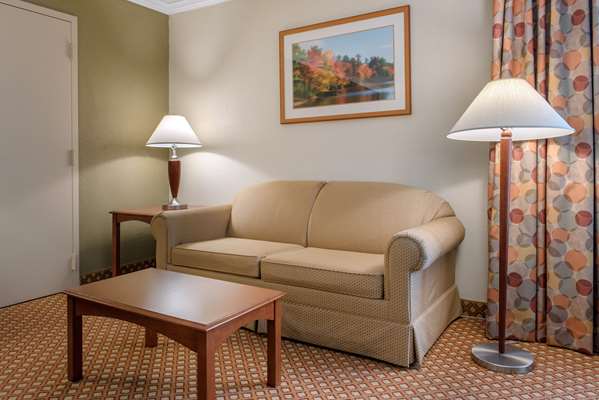 Suite - Quality Hotel Blue Ash - I-71, Exit 15