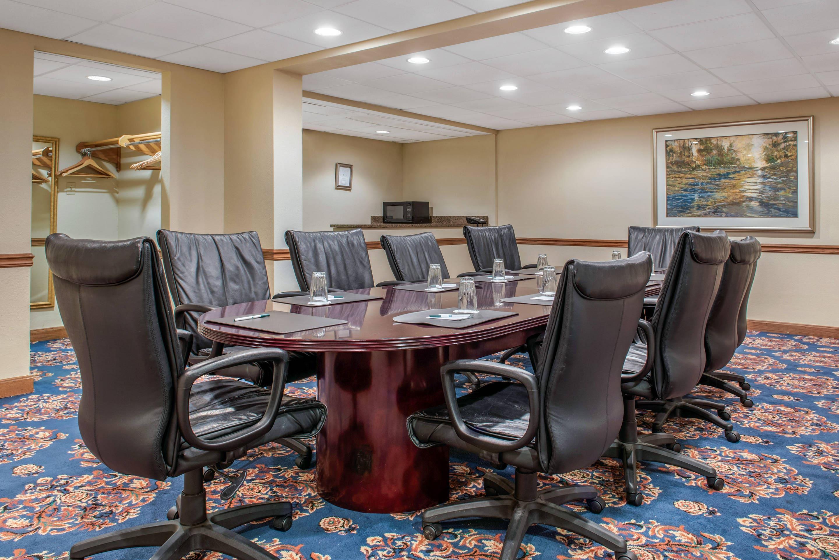 Meeting room | Quality Hotel Conference Center Cincinnati Blue Ash