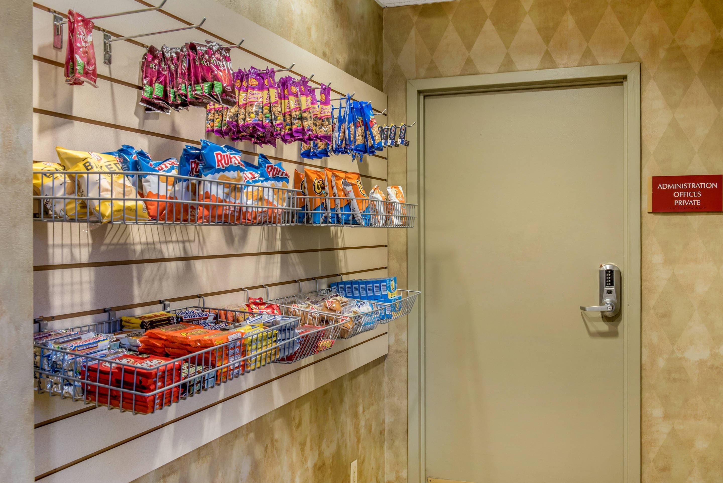 Hotel marketplace | Quality Hotel Conference Center Cincinnati Blue Ash