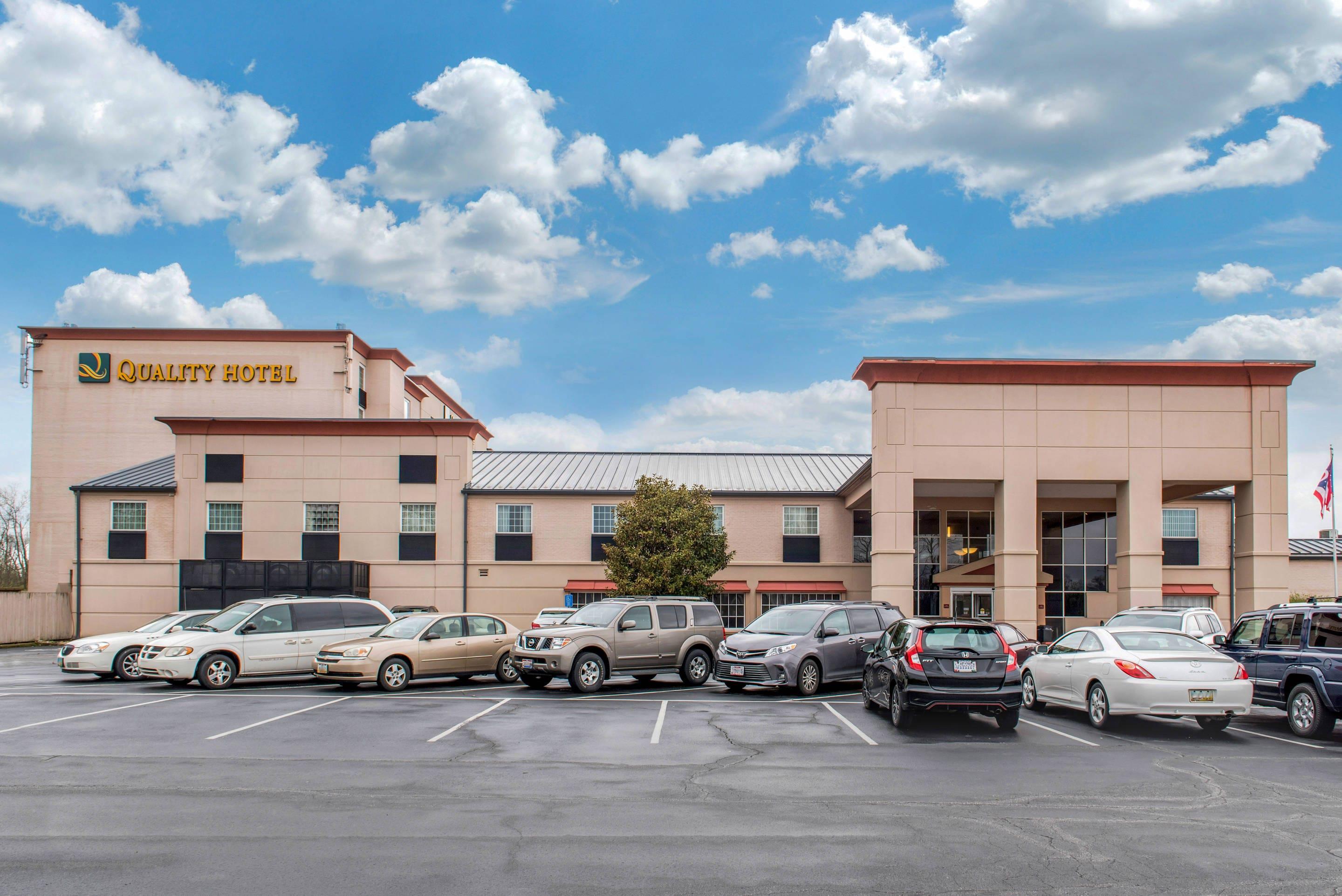 Hotel exterior | Quality Hotel Conference Center Cincinnati Blue Ash