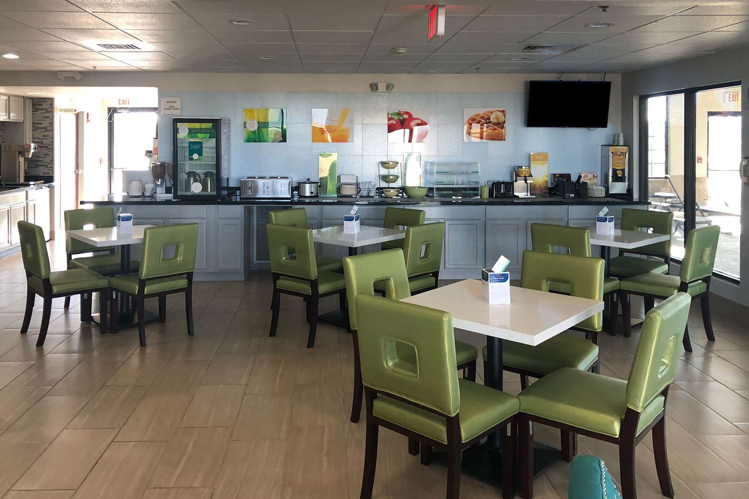 Quality Inn & Suites Mount Vernon, MO See Discounts