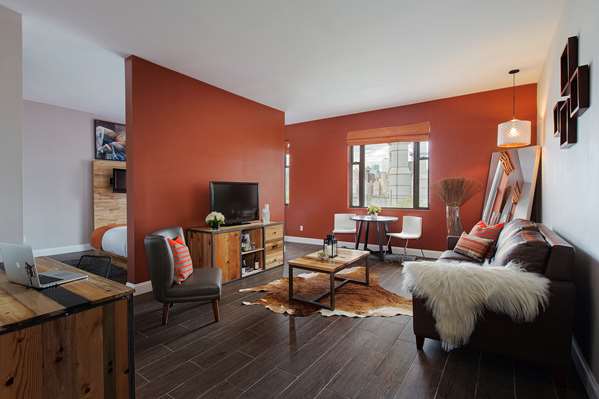  - Ravel Hotel Long Island City Queens