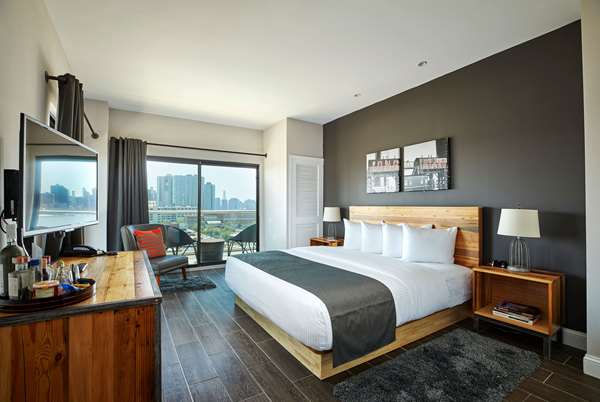  - Ravel Hotel Long Island City Queens