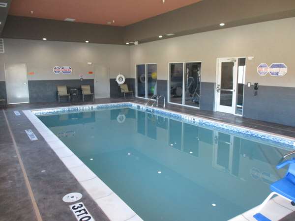 Pool - Best Western Plus Medical Center Hotel Amarillo - I-40, Exit 65