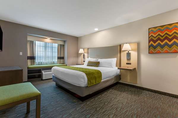  - Best Western Plus Yuma Foothills Inn & Suites