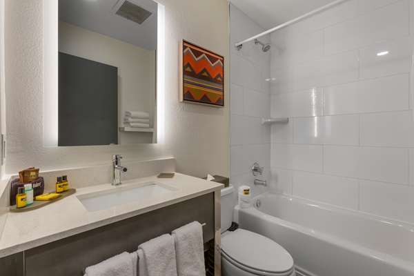  - Best Western Plus Yuma Foothills Inn & Suites