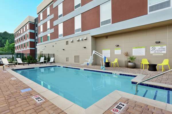 Pool - Home2 Suites by Hilton Colonnade Birmingham - I-459, Exit 19