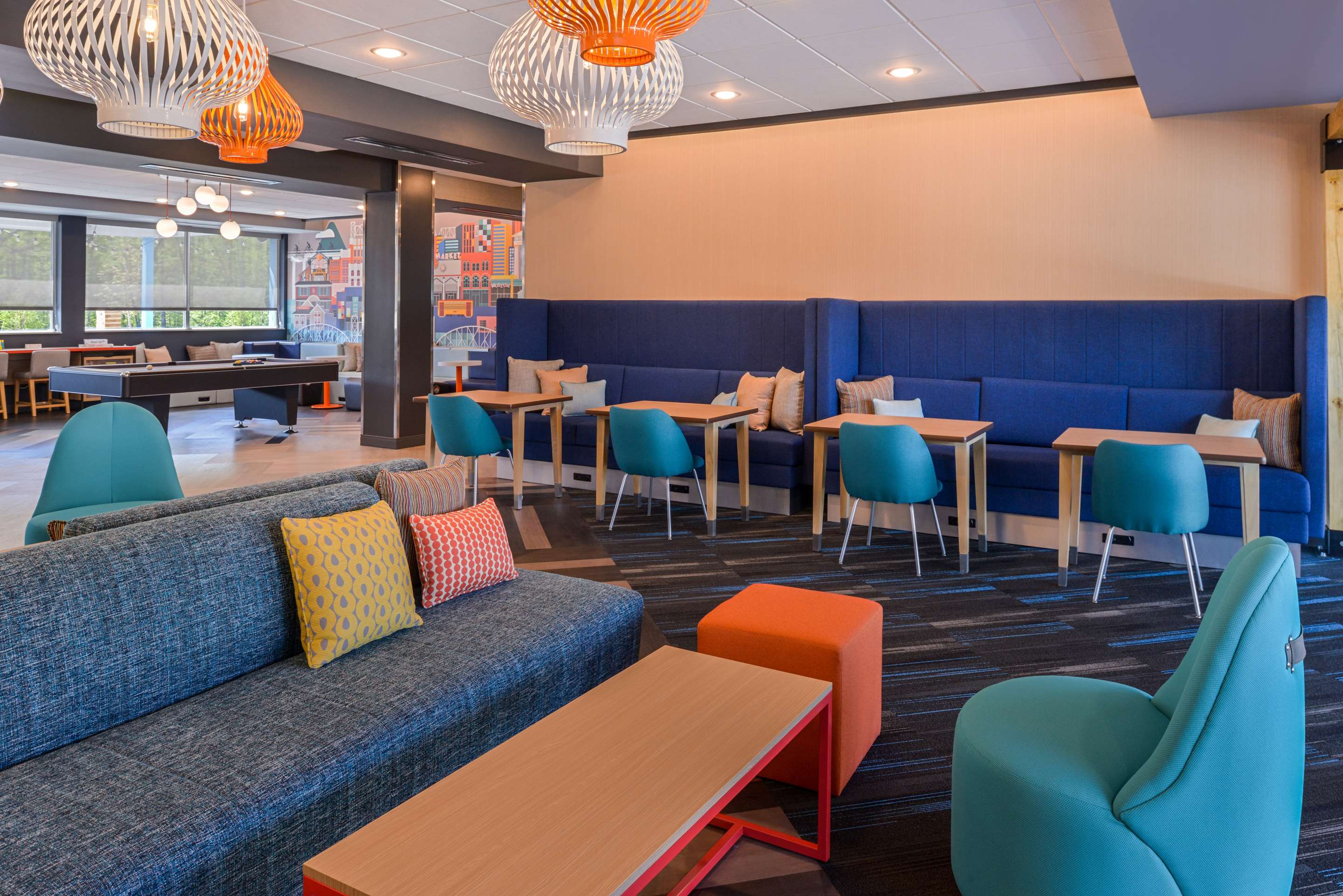 Lobby | Tru by Hilton Little Rock West