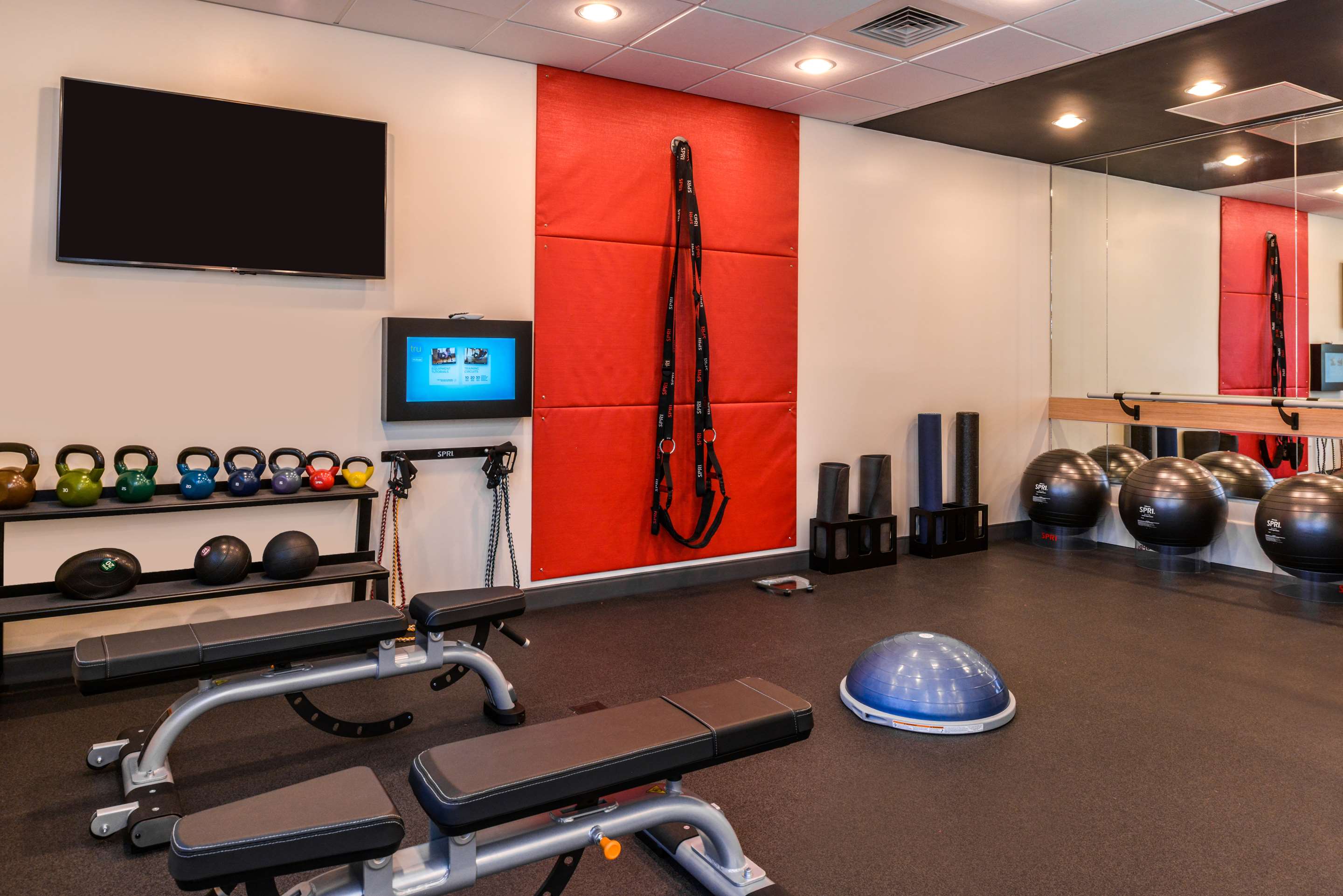 Health club fitness center gym | Tru by Hilton Little Rock West