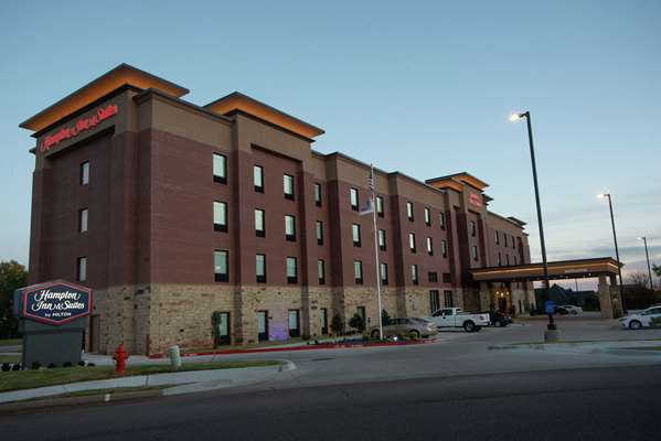 Exterior view - Hampton Inn & Suites North Oklahoma City