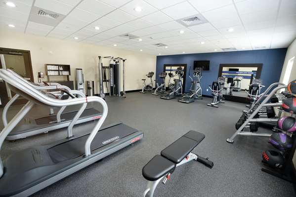 Fitness/ Exercise Room - Hampton Inn & Suites North Oklahoma City