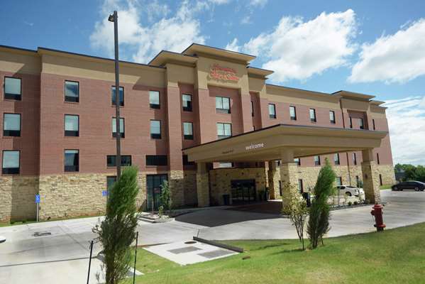 Exterior view - Hampton Inn & Suites North Oklahoma City