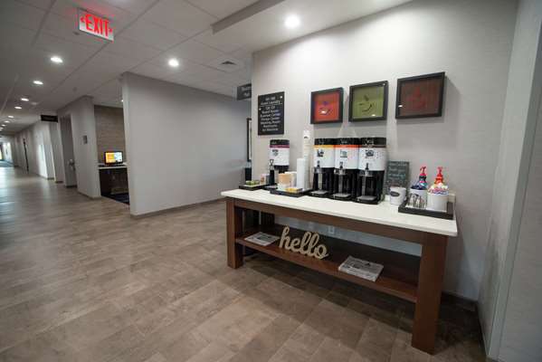 Restaurant - Hampton Inn & Suites North Oklahoma City