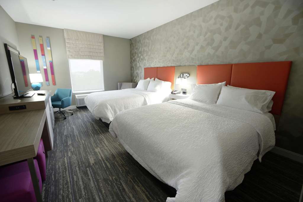 Hampton Inn & Suites by Hilton Oklahoma City/Quail Springs Room Type - 2 QNS HEARING ACC NOSMOK