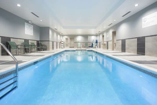 Pool - Hilton Garden Inn Aksarben Village Omaha