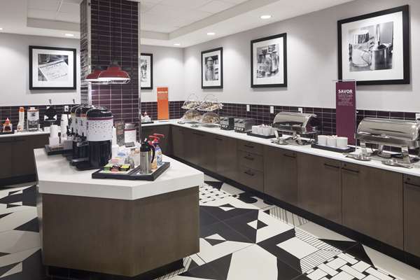 Amenities - Hampton Inn & Suites Downtown Phoenix - I-10, Exit 144
