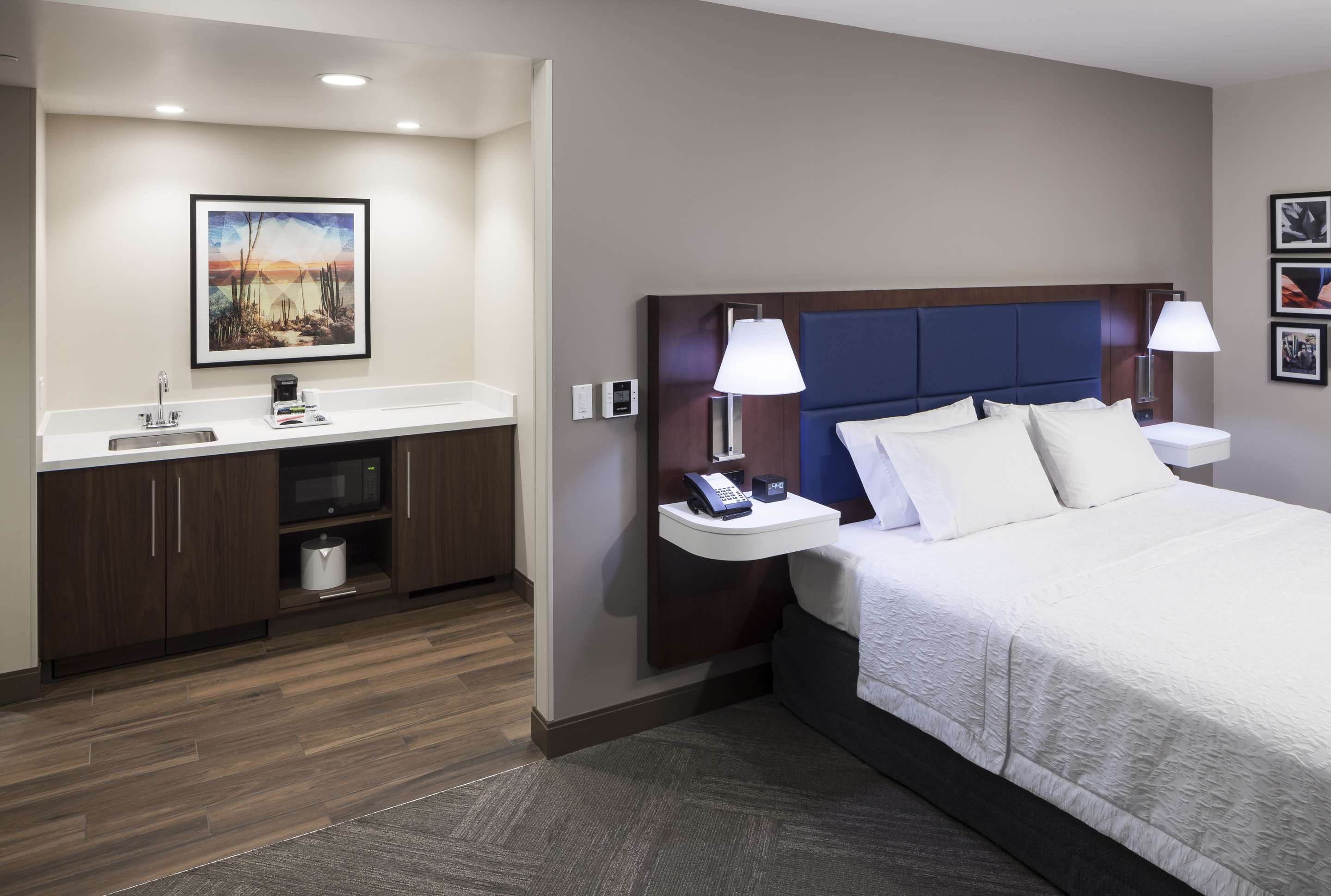 Guest room