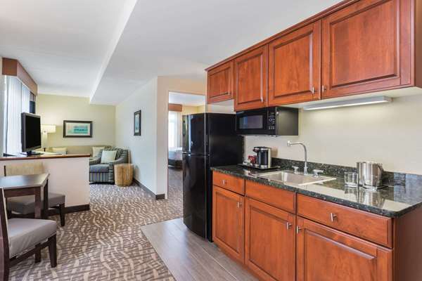 Suite - Wyndham Garden Hotel Downtown Buffalo