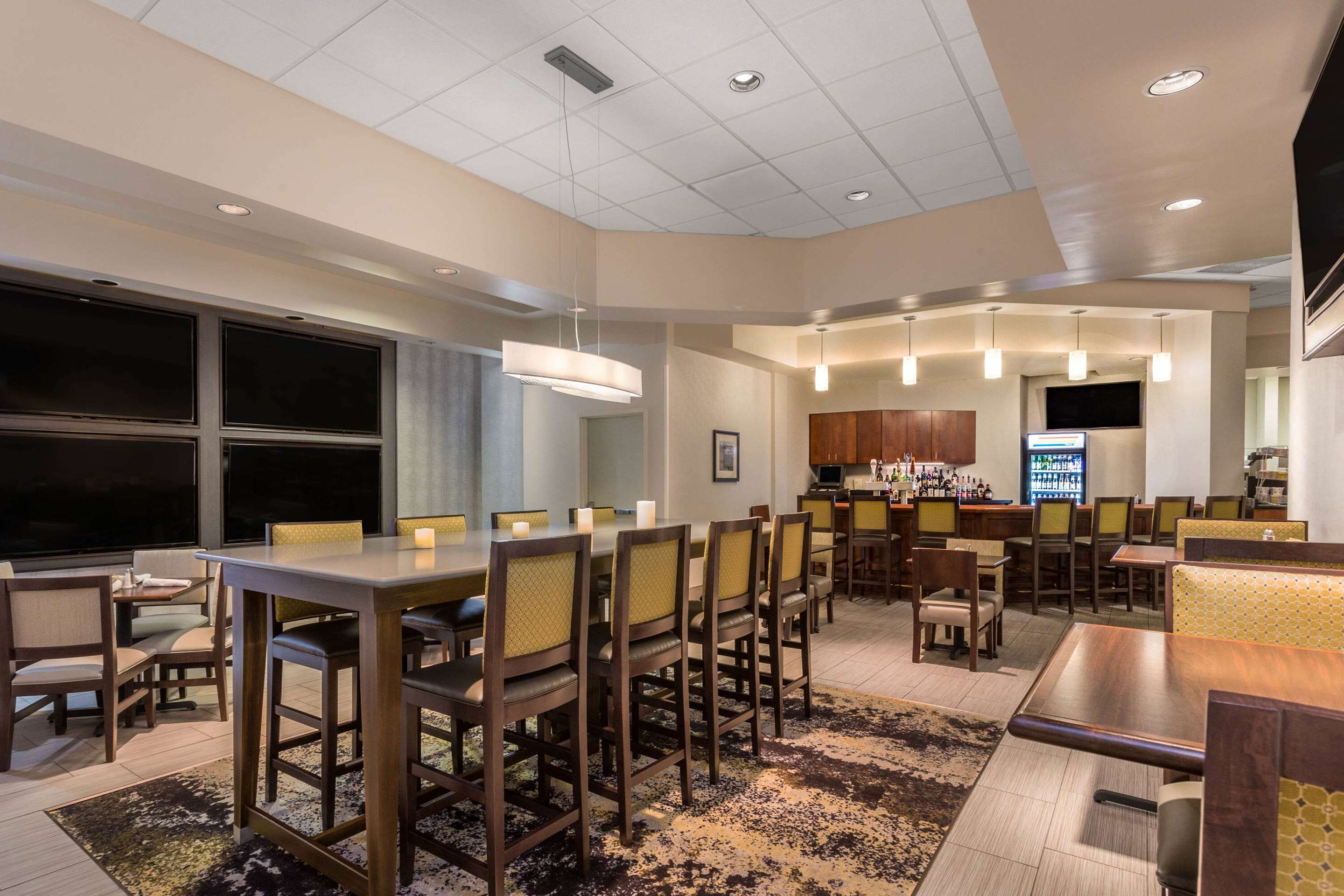 Restaurant | Wyndham Garden Buffalo Downtown