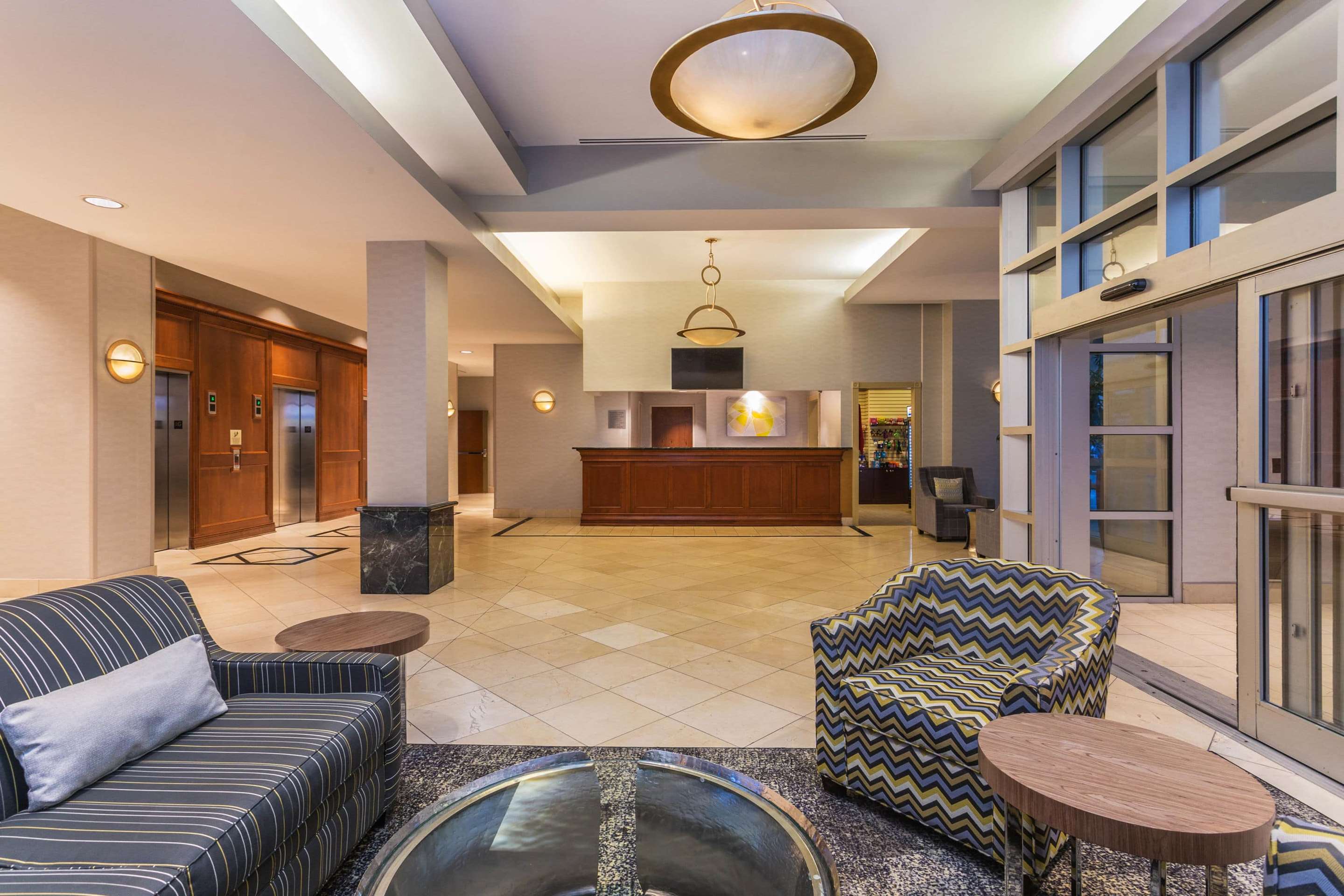 Lobby | Wyndham Garden Buffalo Downtown