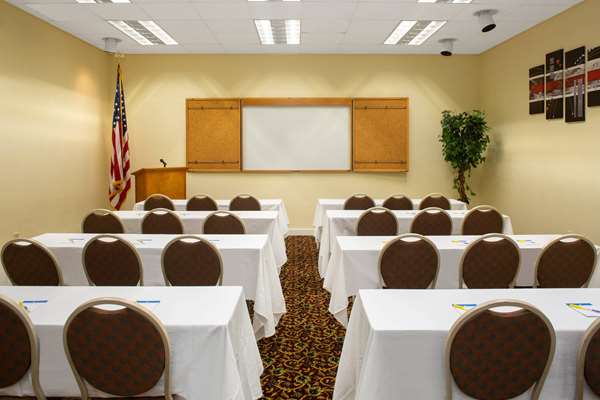  - Days Inn Northwest Tallahassee - I-10, Exit 199